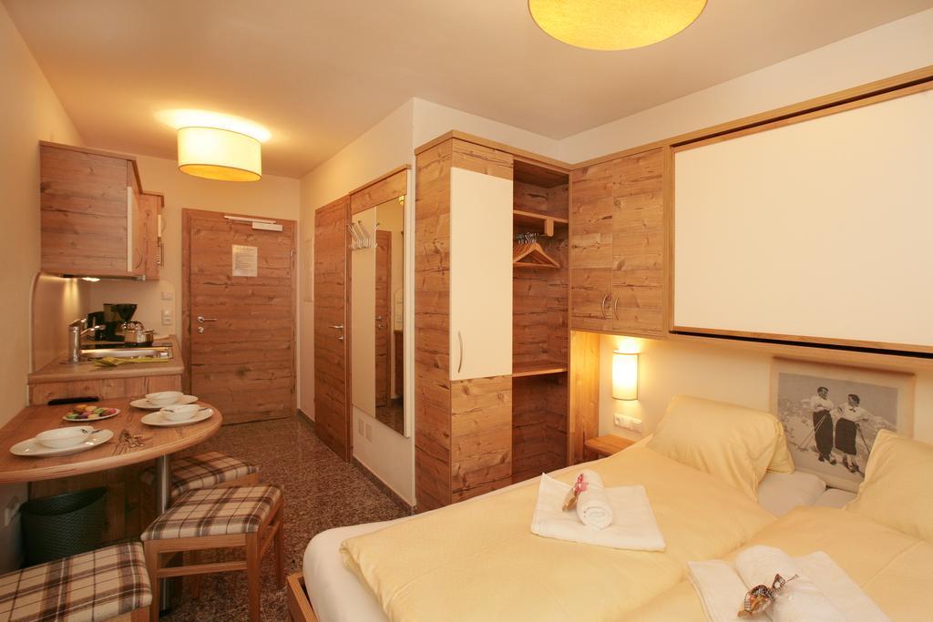 Intown Apartment Schmiede Saalbach-Hinterglemm Esterno foto