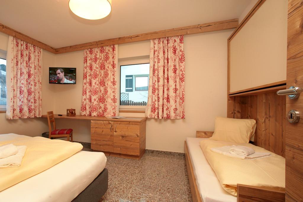 Intown Apartment Schmiede Saalbach-Hinterglemm Esterno foto