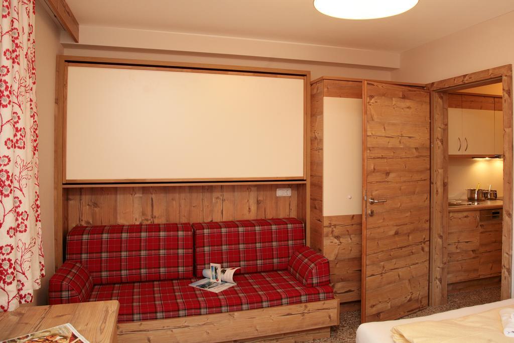 Intown Apartment Schmiede Saalbach-Hinterglemm Esterno foto
